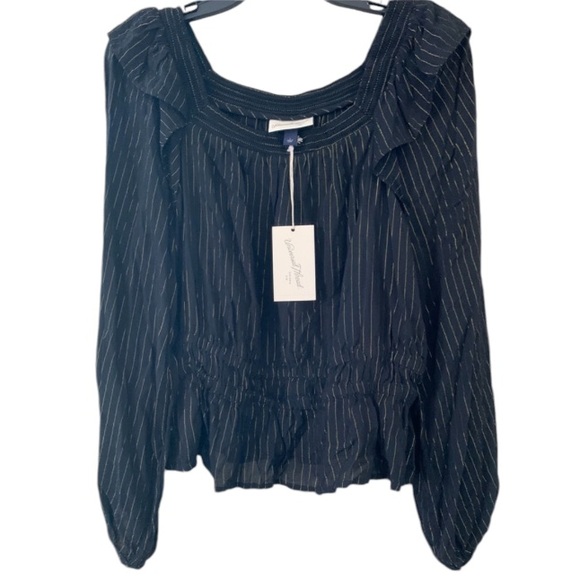 *NWT Women’s Gold Striped Black Top Blouse SIZE L NWT - Picture 1 of 9